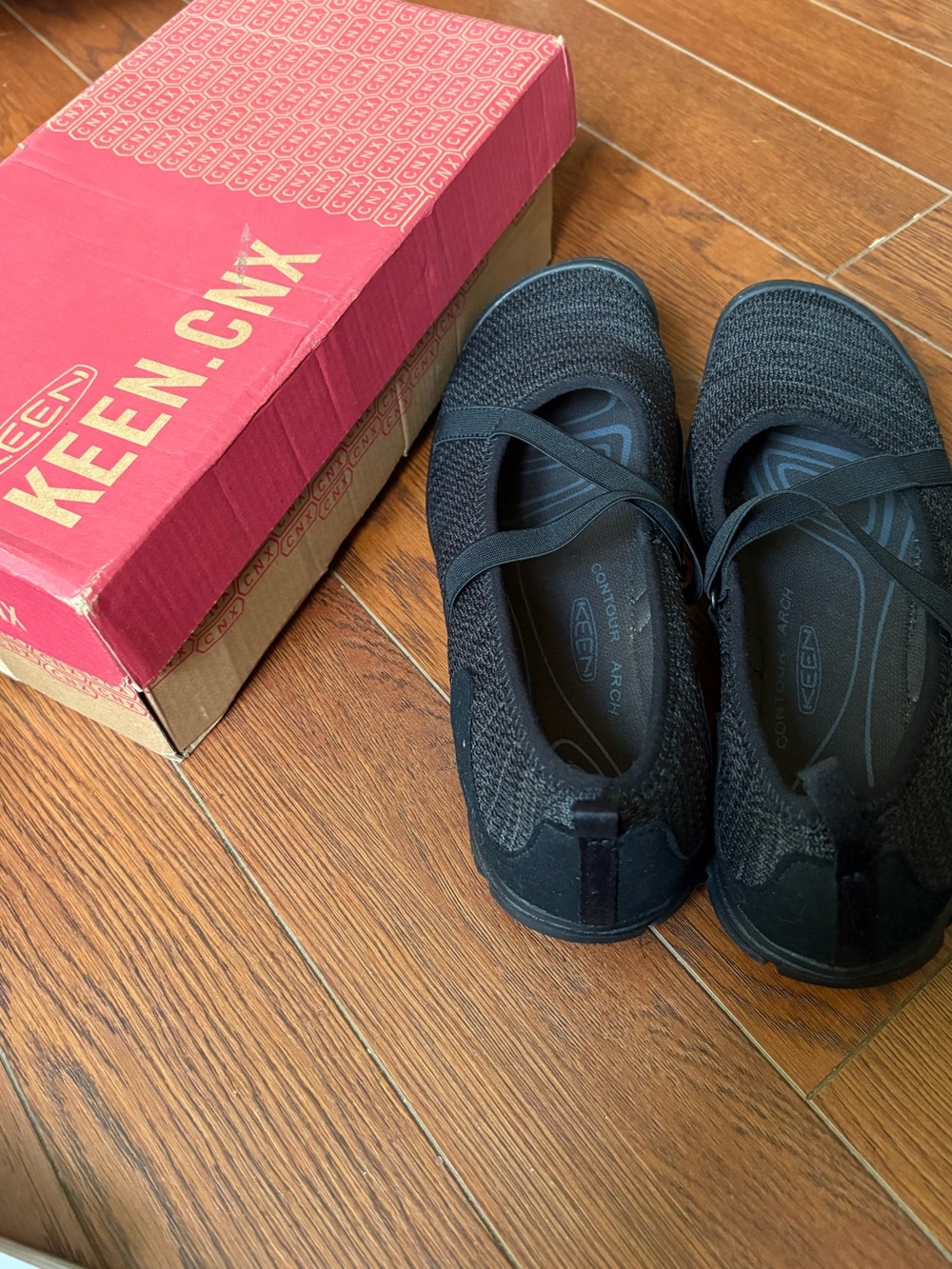 KEEN Rivington CNX Criss Cross Mary Jane Flats Black Women’s Size 9